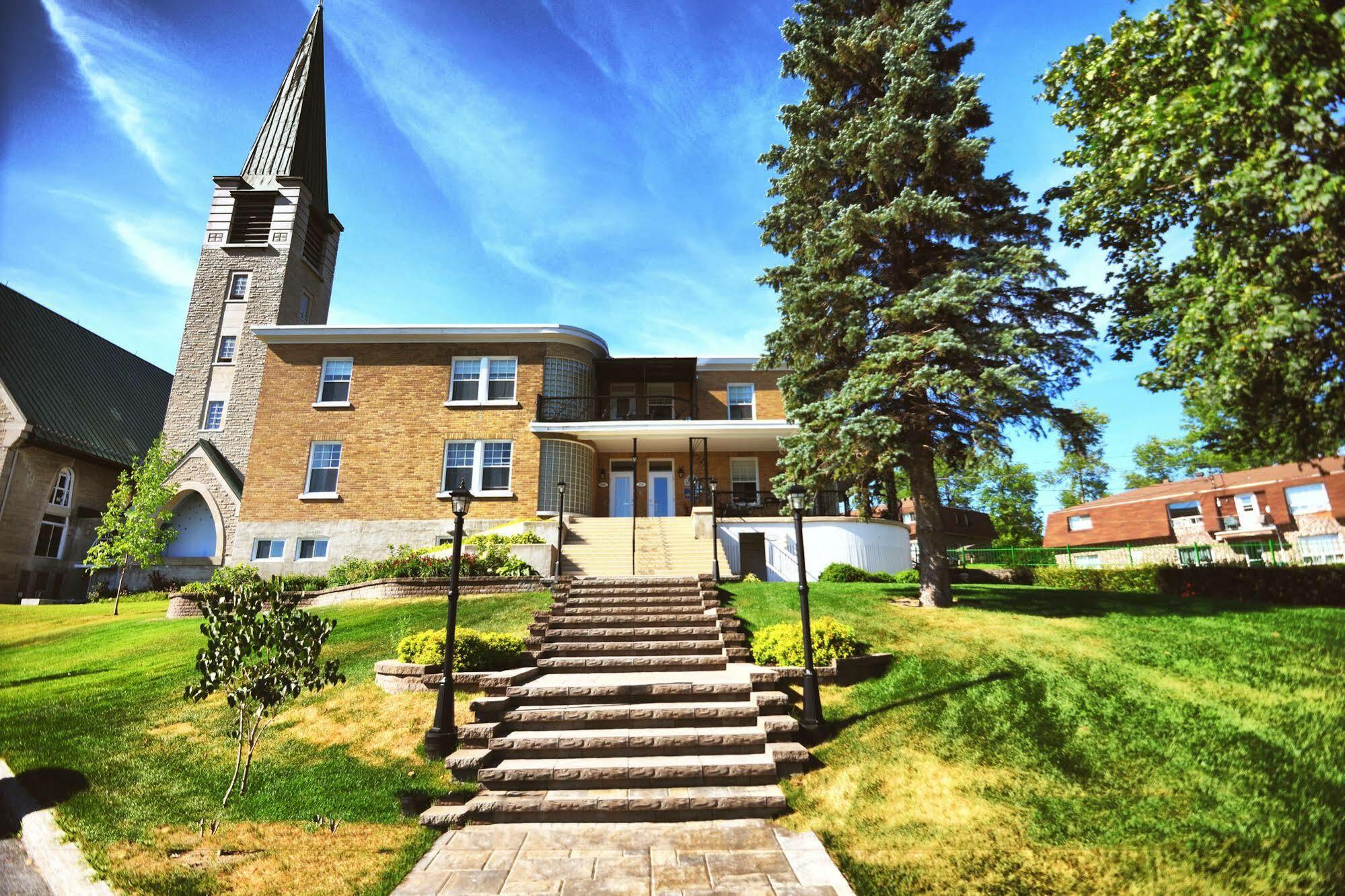 Auberge Le St-Georges Chicoutimi Buitenkant foto