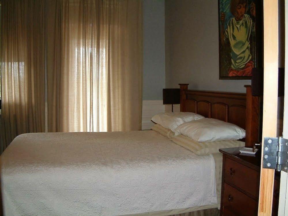 Auberge Le St-Georges Chicoutimi Buitenkant foto